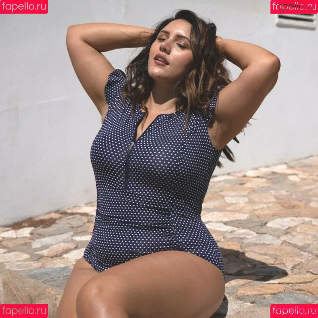 Yasmine MInovski Onlyfans Photo Gallery 