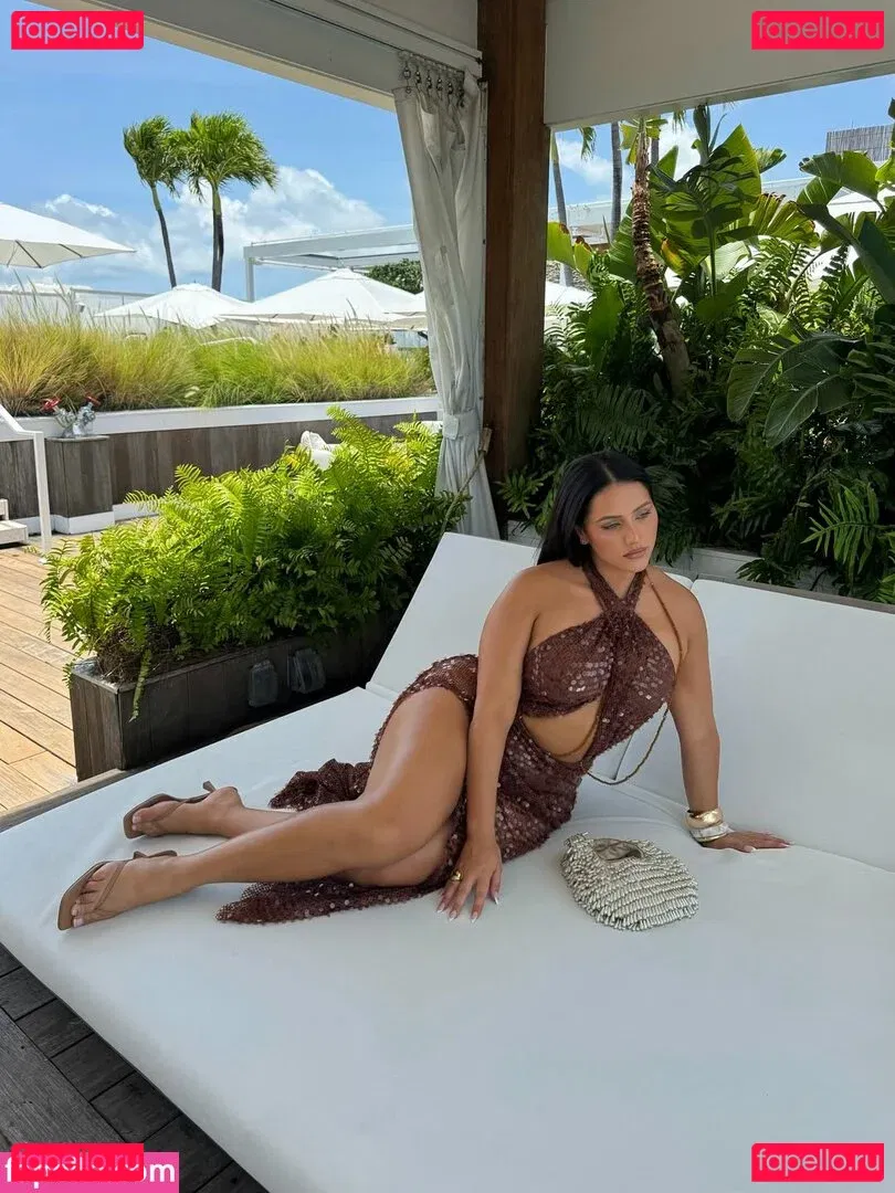 Yasmine MInovski Onlyfans Photo Gallery 