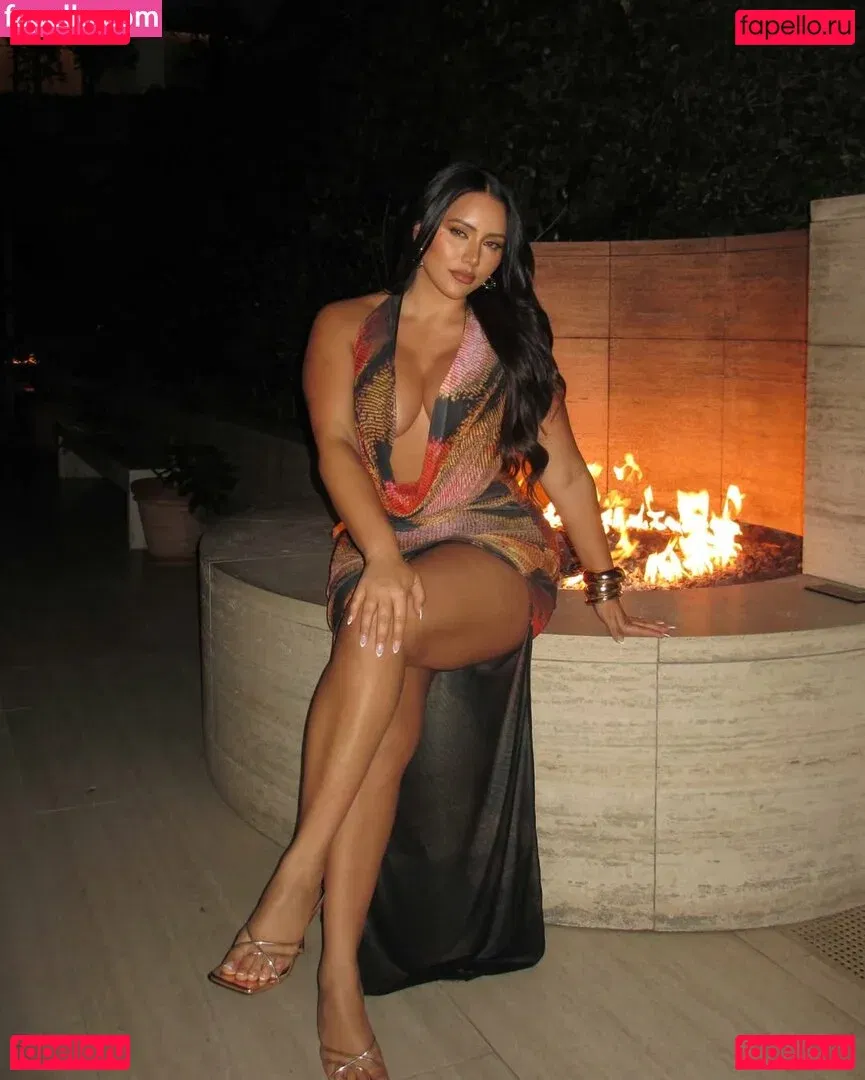 Yasmine MInovski Onlyfans Photo Gallery 