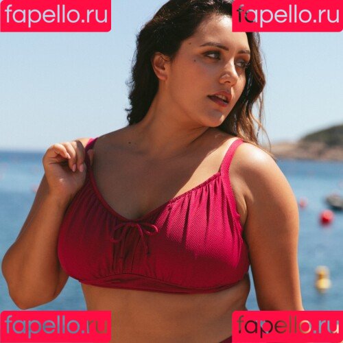 Yasmine MInovski Onlyfans Photo Gallery 