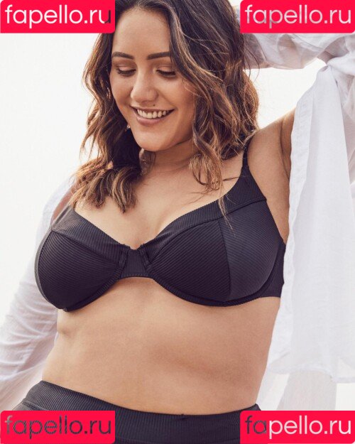 Yasmine MInovski Onlyfans Photo Gallery 