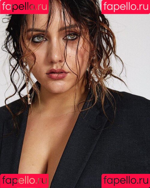 Yasmine MInovski Onlyfans Photo Gallery 