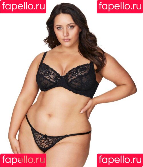 Yasmine MInovski Onlyfans Photo Gallery 