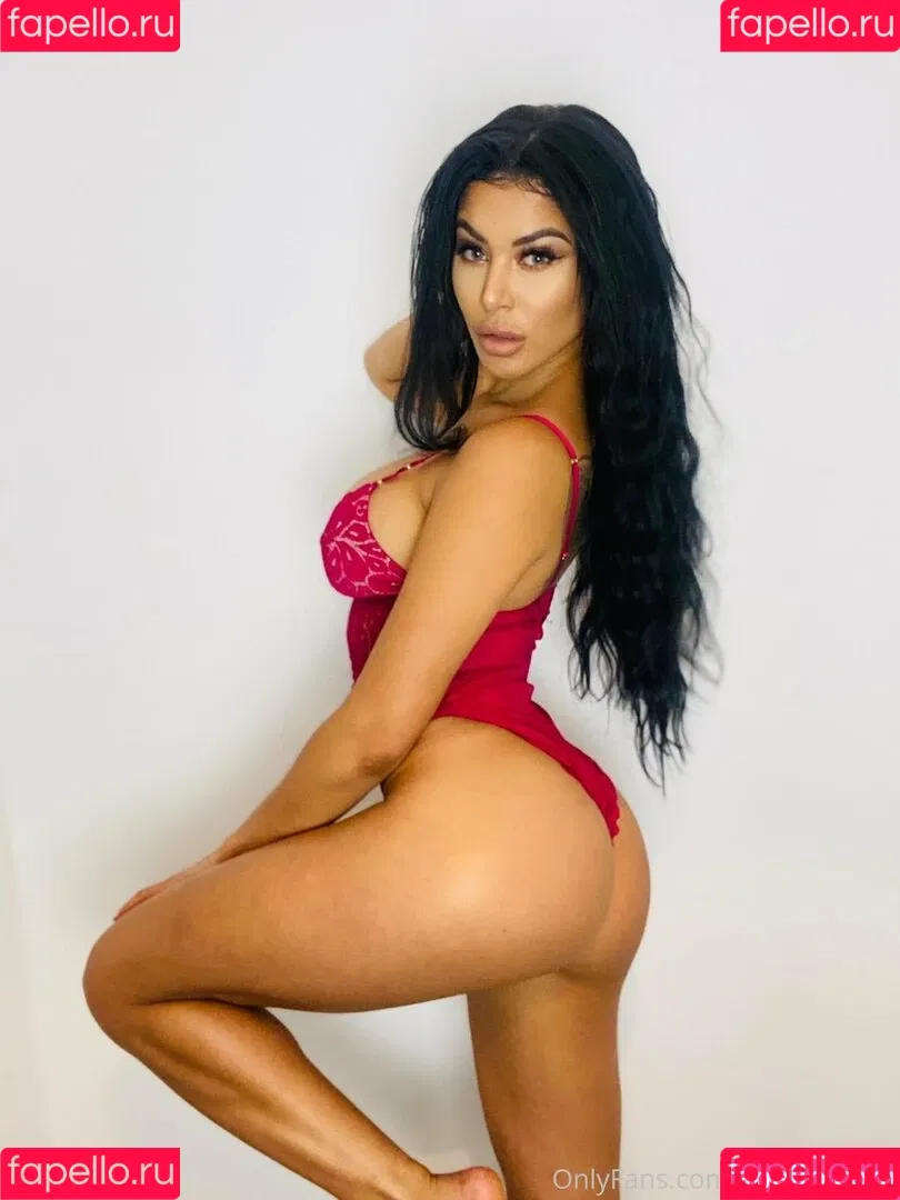 oliviaberzinc Onlyfans Photo Gallery 