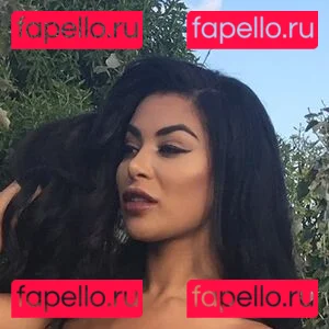 oliviaberzinc Onlyfans Photo Gallery 