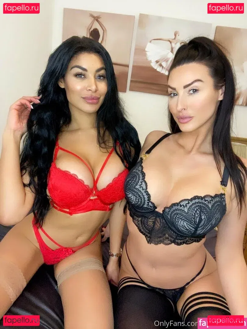 oliviaberzinc Onlyfans Photo Gallery 