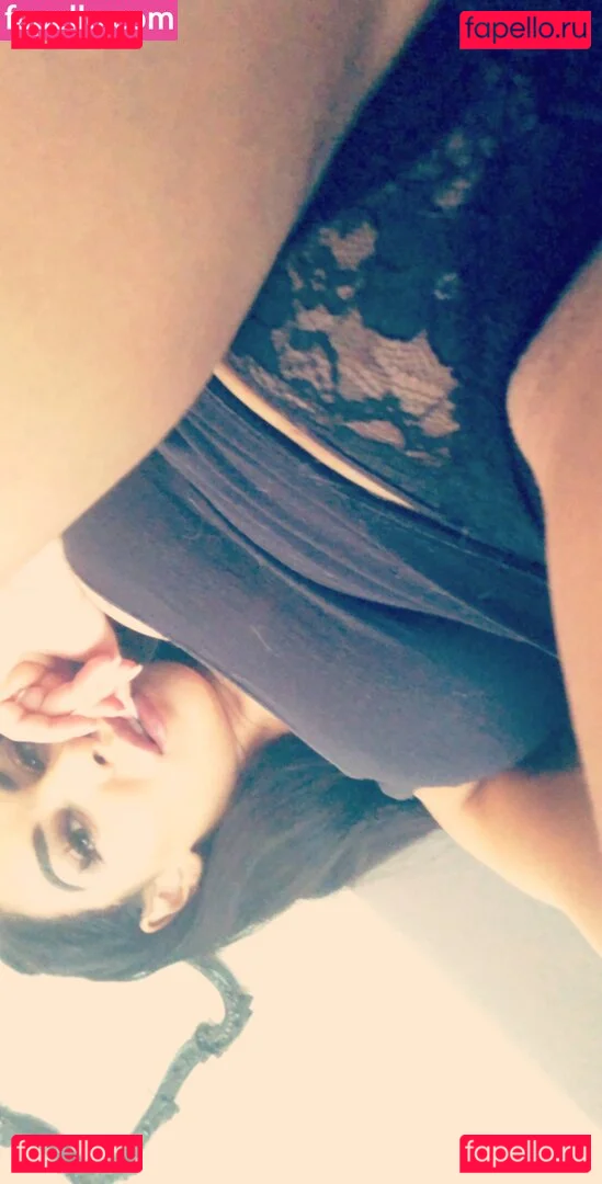 oliviaberzinc Onlyfans Photo Gallery 