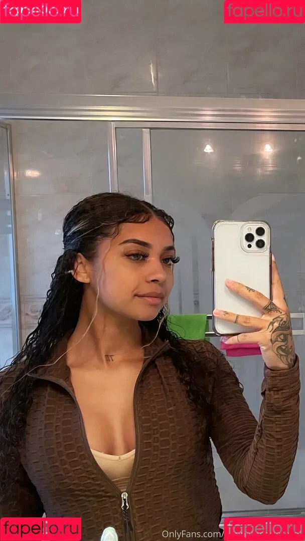 Hannahmarieroyal Onlyfans Photo Gallery 