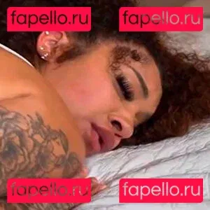 Hannahmarieroyal Onlyfans Photo Gallery 