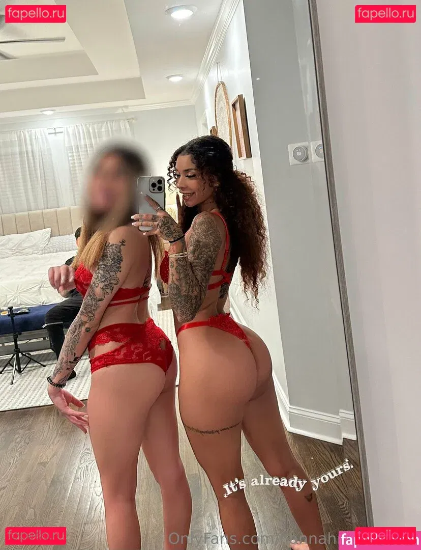 Hannahmarieroyal Onlyfans Photo Gallery 