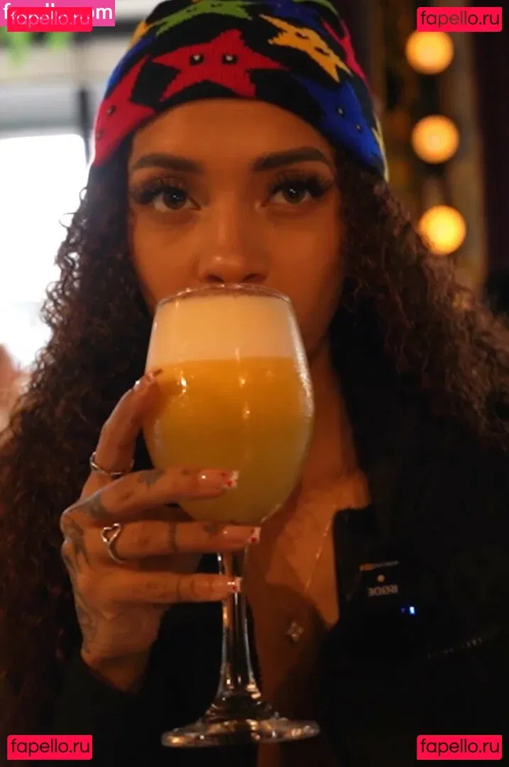 Hannahmarieroyal Onlyfans Photo Gallery 