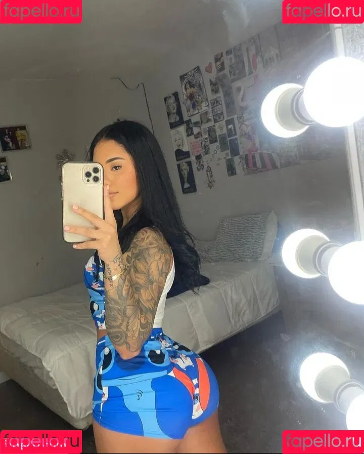 clauguzman Onlyfans Photo Gallery 