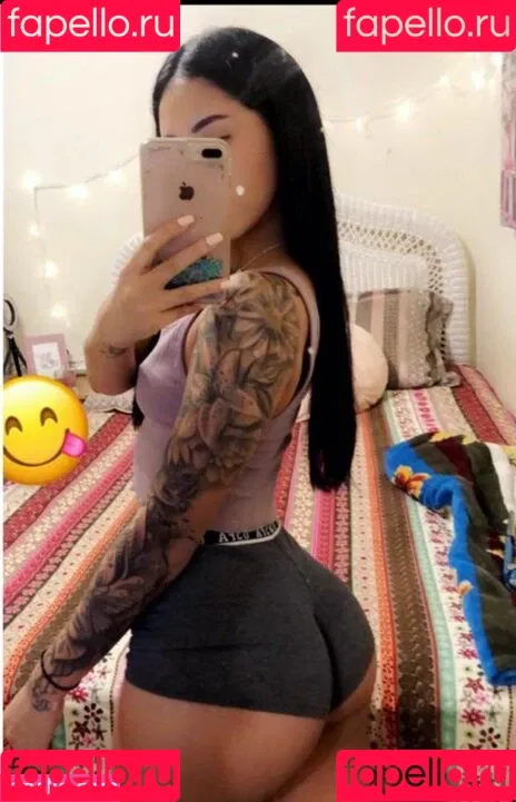 clauguzman Onlyfans Photo Gallery 