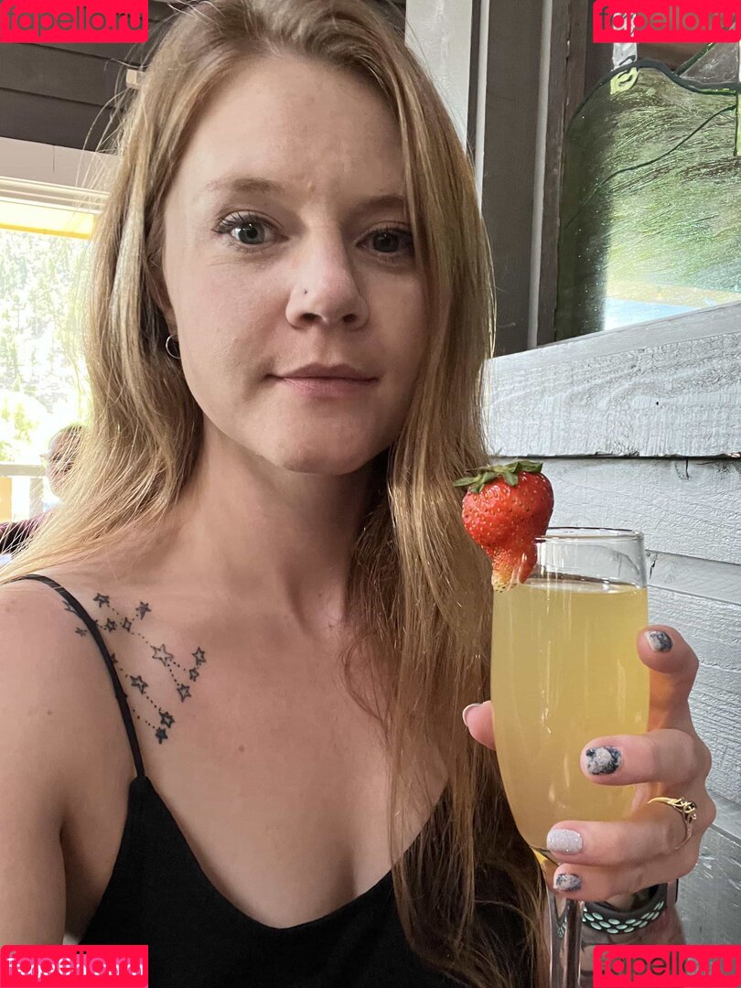 Redhead Secrets Onlyfans Photo Gallery 