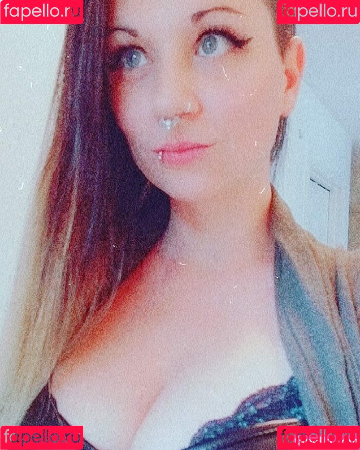 wetrosie Onlyfans Photo Gallery 