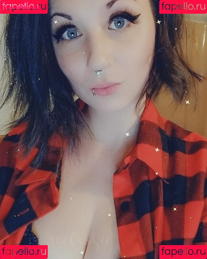 wetrosie Onlyfans Photo Gallery 