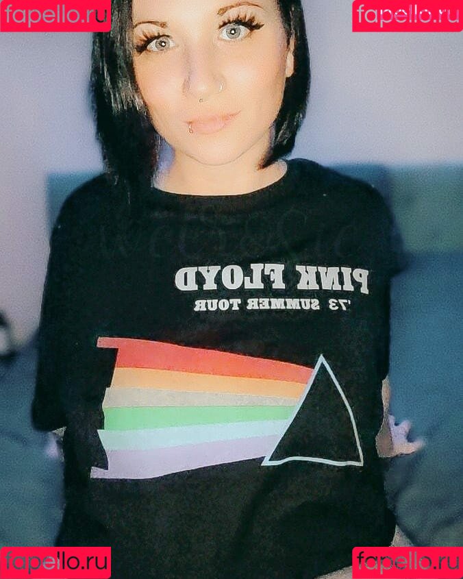 wetrosie Onlyfans Photo Gallery 