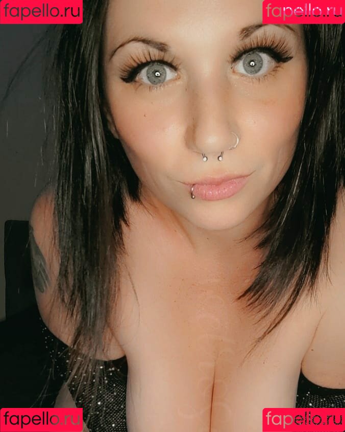 wetrosie Onlyfans Photo Gallery 