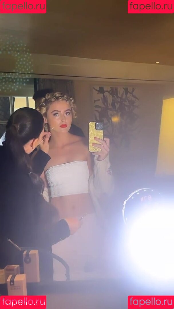 Kathryn Newton Onlyfans Photo Gallery 