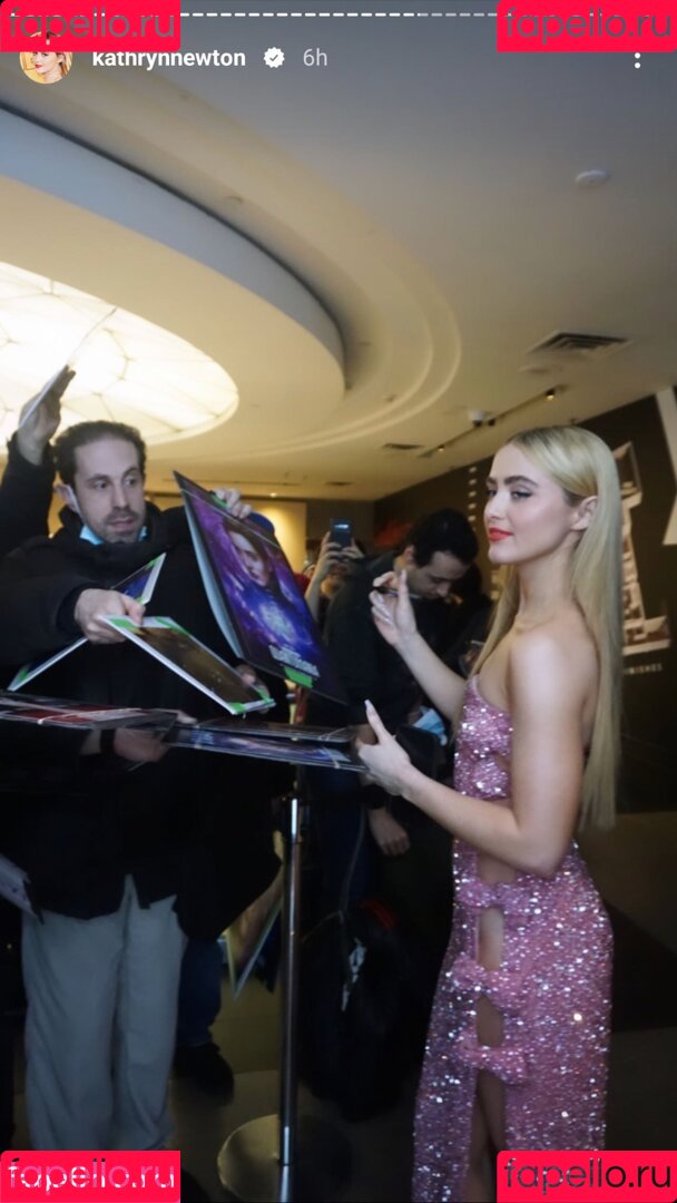 Kathryn Newton Onlyfans Photo Gallery 