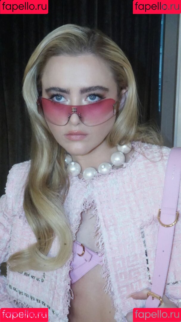 Kathryn Newton Onlyfans Photo Gallery 