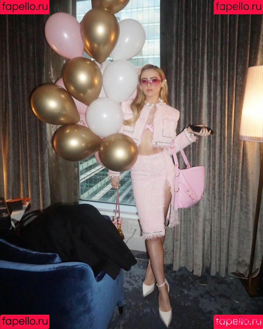 Kathryn Newton Onlyfans Photo Gallery 