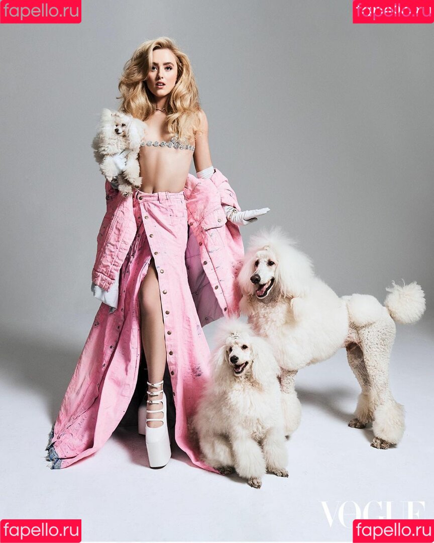 Kathryn Newton Onlyfans Photo Gallery 