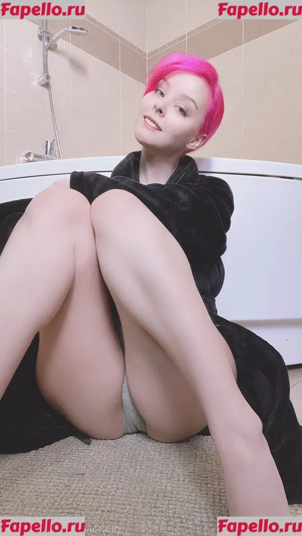 Helly Valentine Onlyfans Photo Gallery 