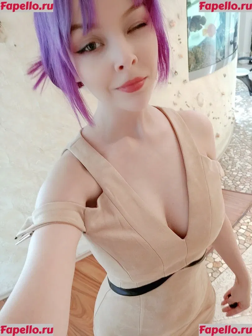 Helly Valentine Onlyfans Photo Gallery 