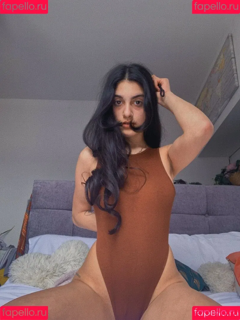 Ariakhan00 Onlyfans Photo Gallery 