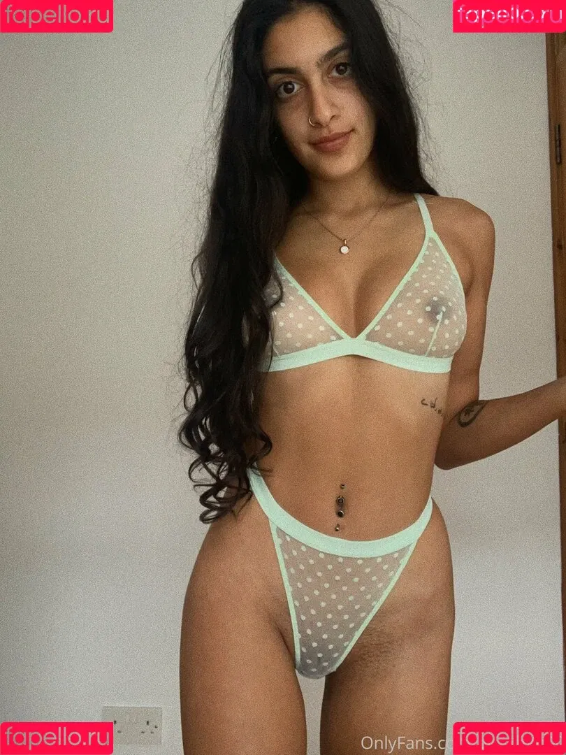 Ariakhan00 Onlyfans Photo Gallery 