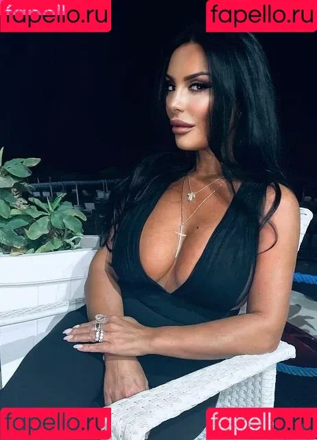 Silvia Iacucci Onlyfans Photo Gallery 