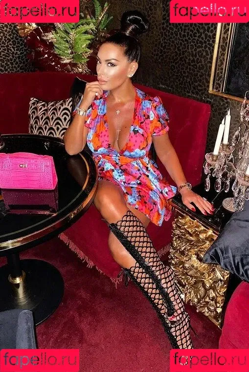 Silvia Iacucci Onlyfans Photo Gallery 