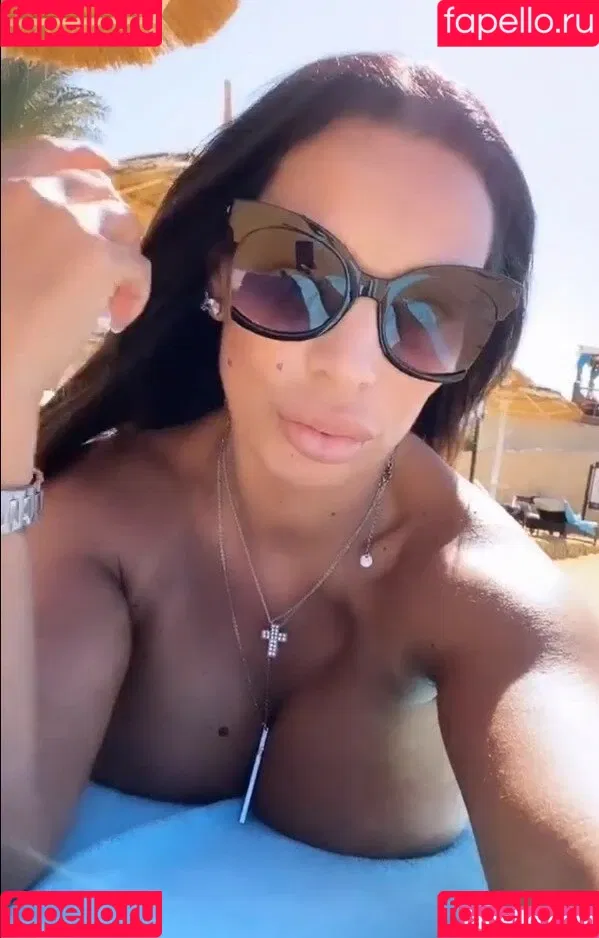 Silvia Iacucci Onlyfans Photo Gallery 