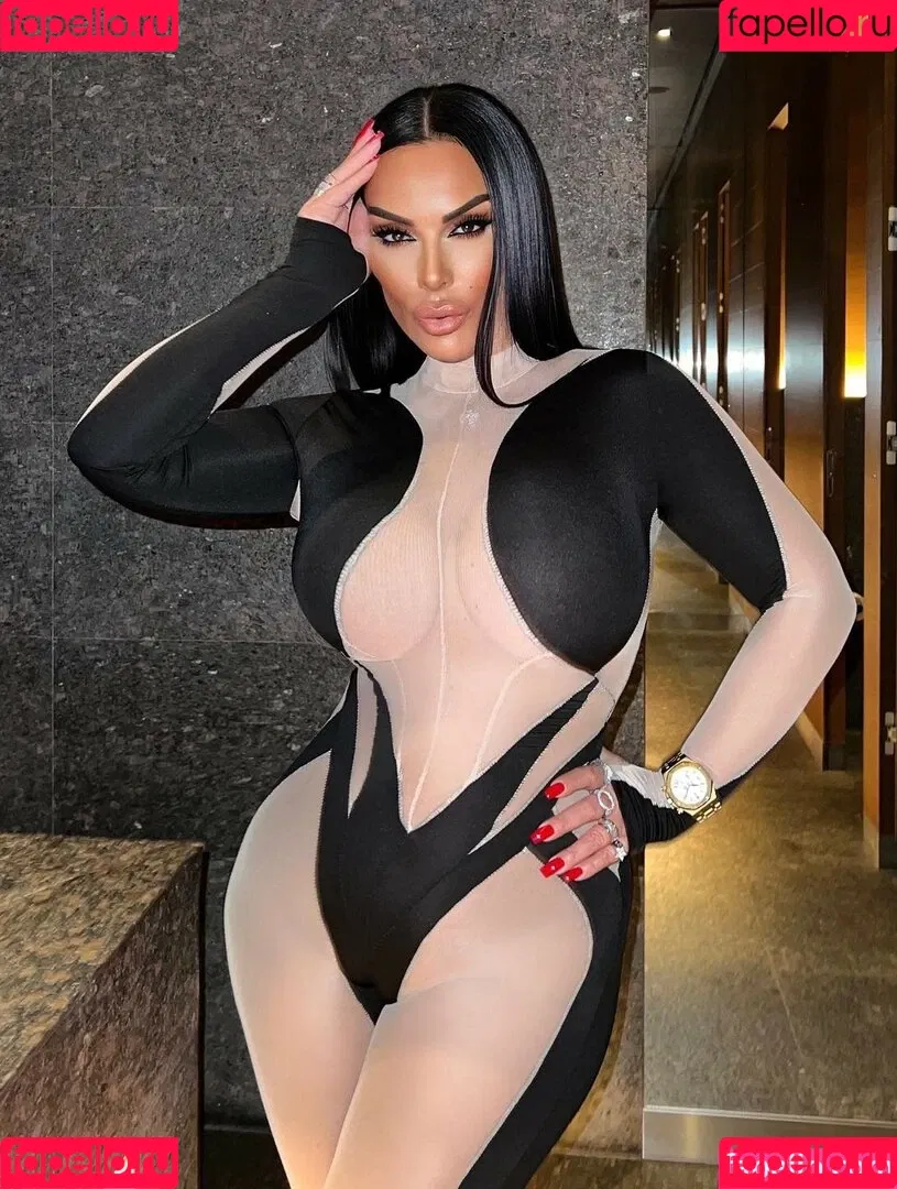 Silvia Iacucci Onlyfans Photo Gallery 