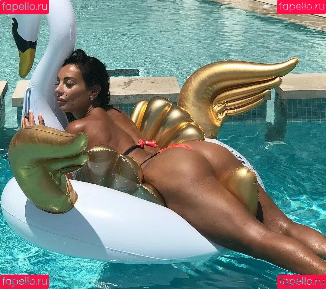 Silvia Iacucci Onlyfans Photo Gallery 