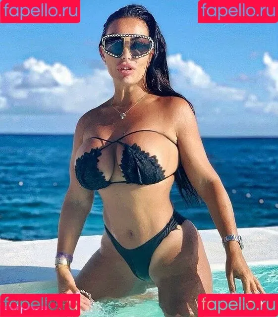 Silvia Iacucci Onlyfans Photo Gallery 