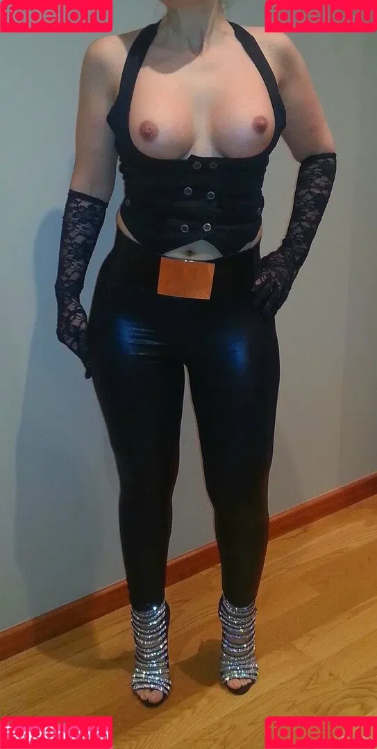 raisha Onlyfans Photo Gallery 