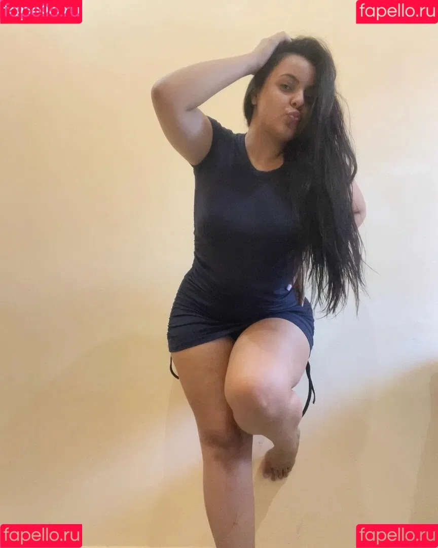 Nathalia Villalba Onlyfans Photo Gallery 