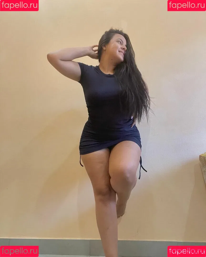 Nathalia Villalba Onlyfans Photo Gallery 