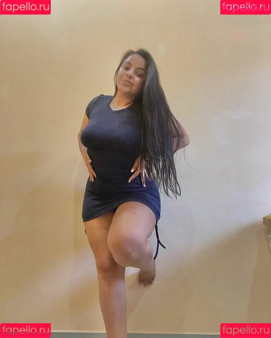 Nathalia Villalba Onlyfans Photo Gallery 