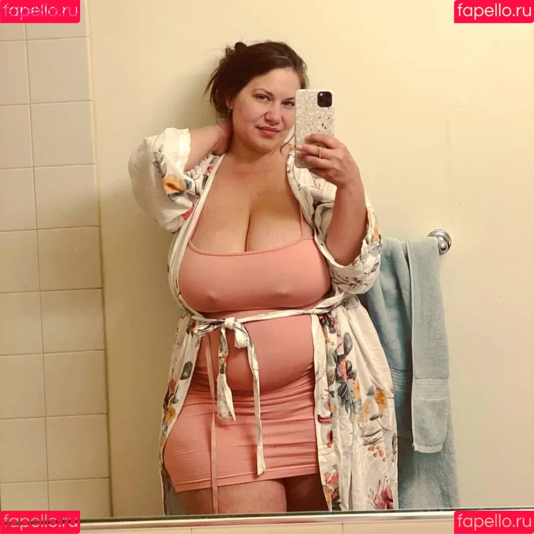 Mal Malloy Onlyfans Photo Gallery 