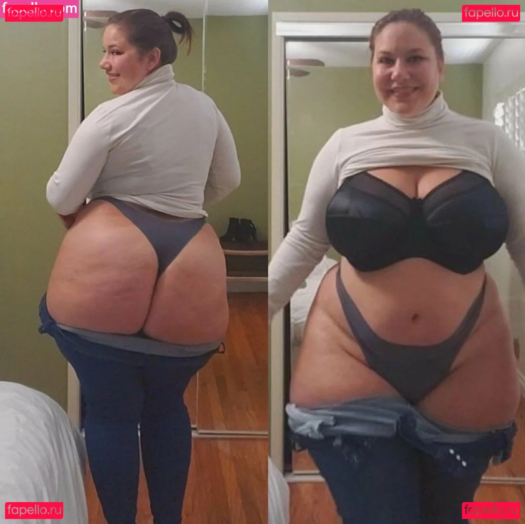 Mal Malloy Onlyfans Photo Gallery 