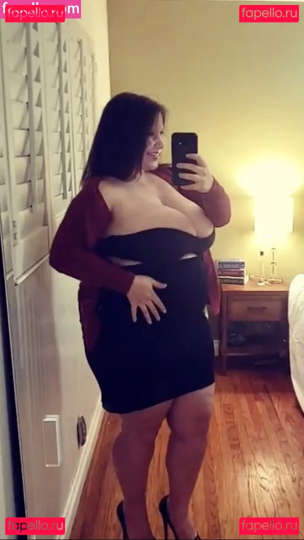 Mal Malloy Onlyfans Photo Gallery 