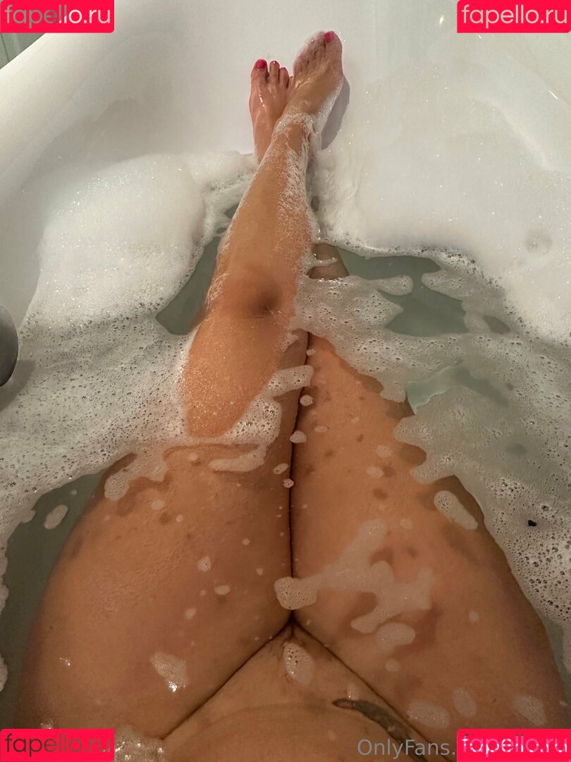 geoliz Onlyfans Photo Gallery 