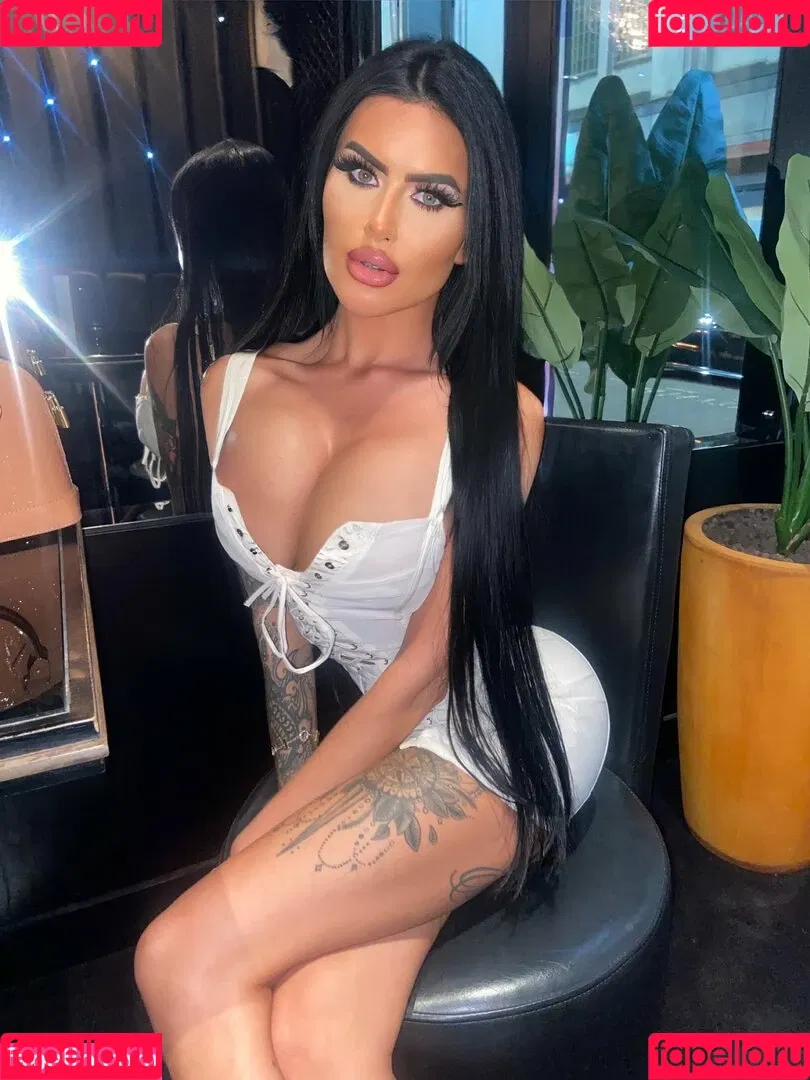 Emma Louise Onlyfans Photo Gallery 