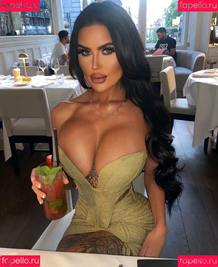 Emma Louise Onlyfans Photo Gallery 