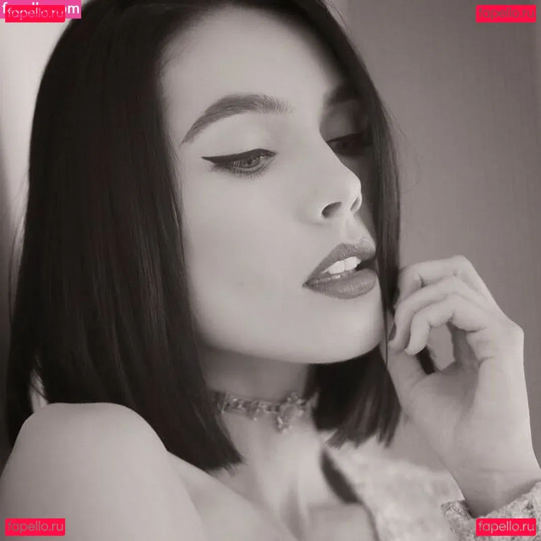 Emma Louise Onlyfans Photo Gallery 