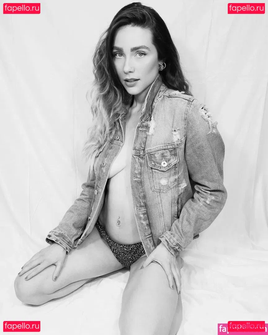 Emma Louise Onlyfans Photo Gallery 