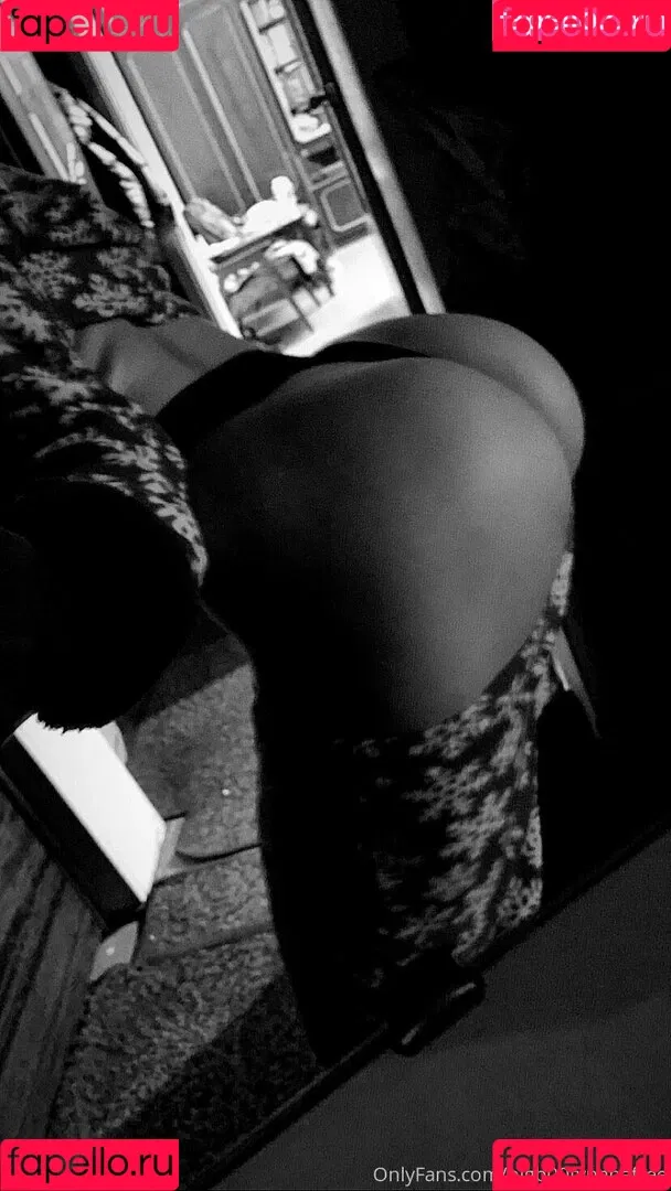 bigb00tynanafree Onlyfans Photo Gallery 
